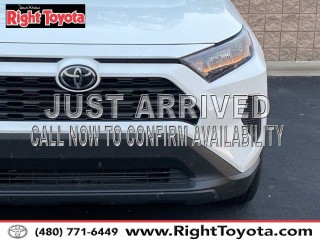 2020 Toyota RAV4 LE 2T3H1RFV8LW067226 photo 2 2020 Toyota RAV4 LE 2T3H1RFV8LW067226 photo 2