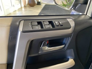 2020 Toyota 4Runner SR5 Premium JTEBU5JRXL5768241 photo 20 2020 Toyota 4Runner SR5 Premium JTEBU5JRXL5768241 photo 20