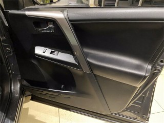 2017 Toyota RAV4 XLE JTMWFREV4HD095152 photo 10 2017 Toyota RAV4 XLE JTMWFREV4HD095152 photo 10