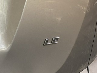 2018 Toyota RAV4 LE JTMZFREV0JJ203271 photo 3 2018 Toyota RAV4 LE JTMZFREV0JJ203271 photo 3