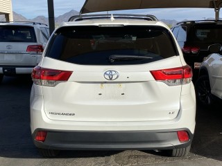 2019 Toyota Highlander LE Plus 5TDZZRFH2KS363673 photo 3 2019 Toyota Highlander LE Plus 5TDZZRFH2KS363673 photo 3