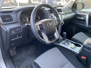 2018 Toyota 4Runner SR5 JTEBU5JR7J5562503 photo 8 2018 Toyota 4Runner SR5 JTEBU5JR7J5562503 photo 8