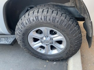 2018 Toyota 4Runner SR5 JTEBU5JR7J5562503 photo 5 2018 Toyota 4Runner SR5 JTEBU5JR7J5562503 photo 5